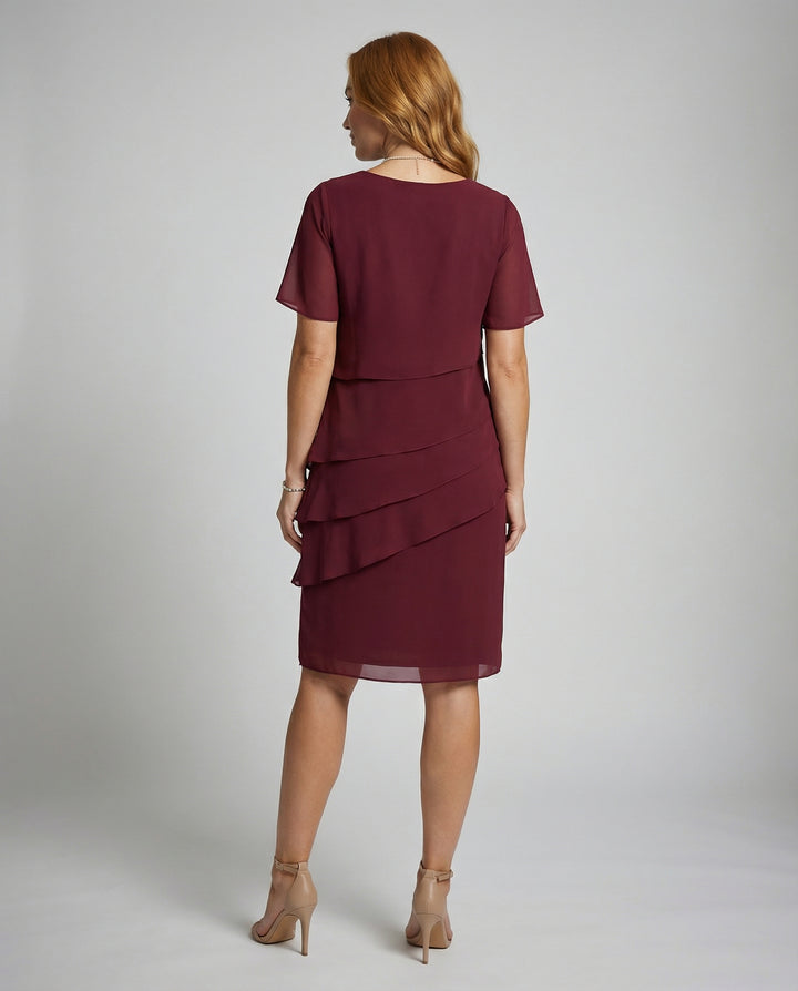 Elegantes Figurformendes Damenkleid