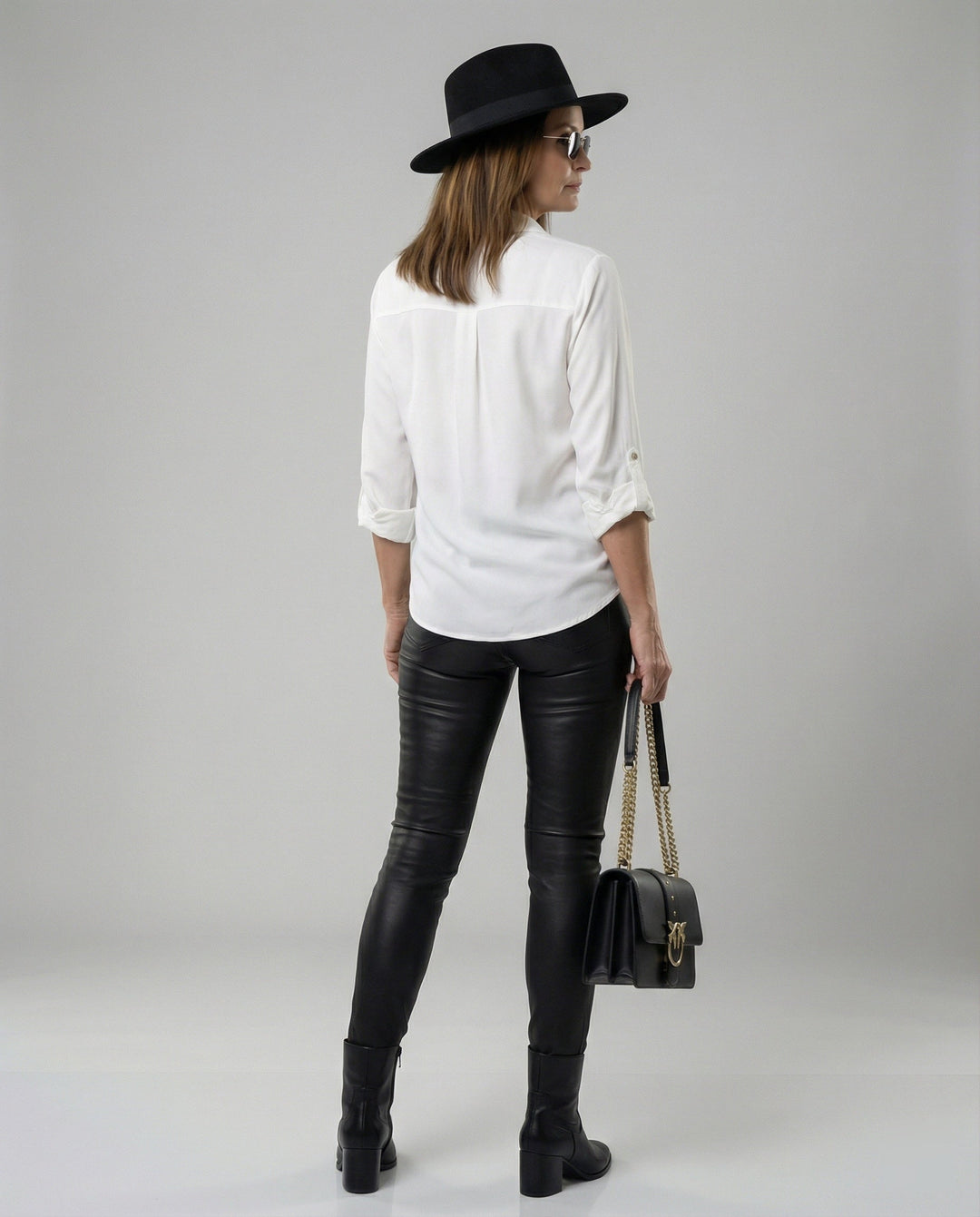 Damen Bluse mit Taschen und klassischem Schnitt