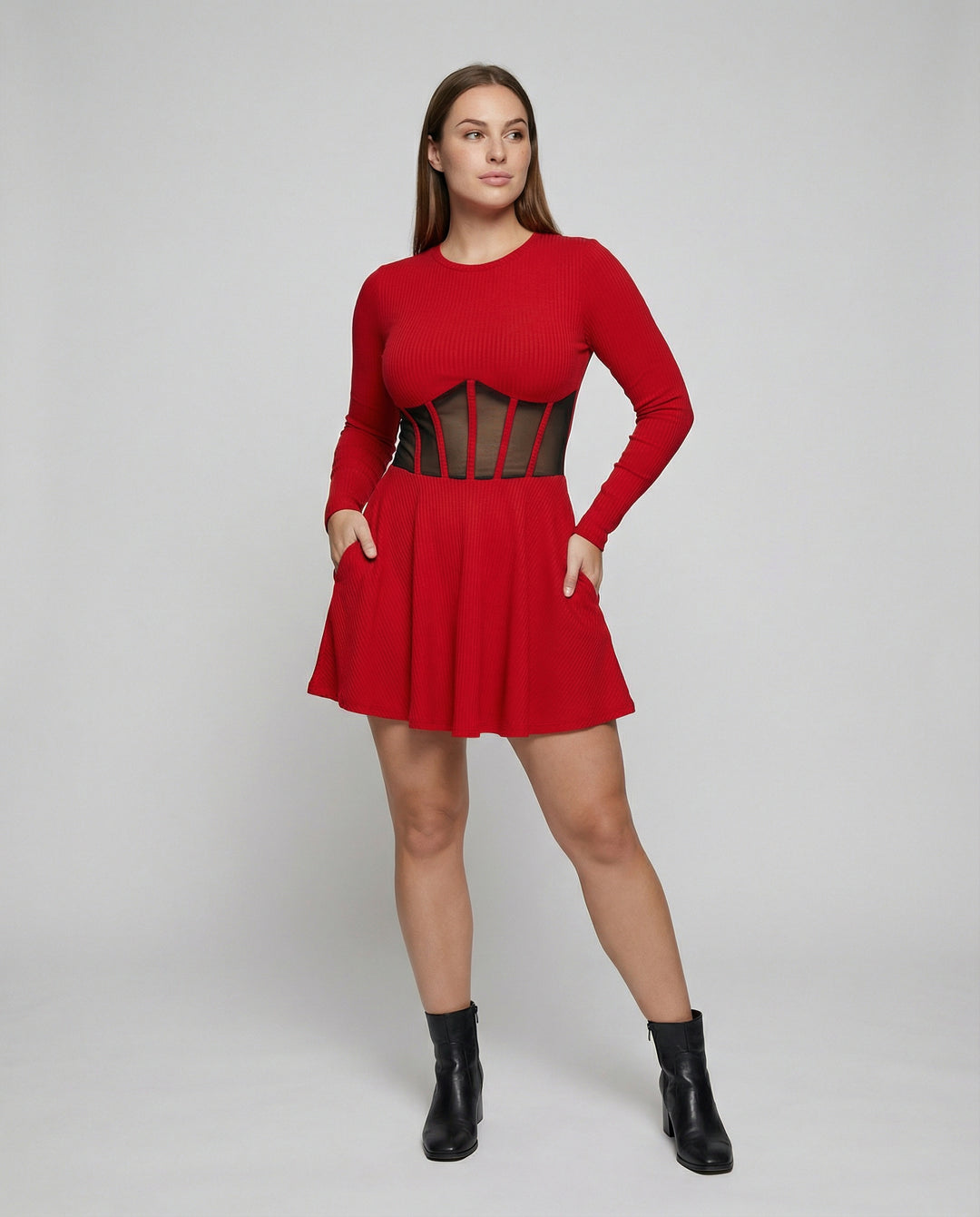 Elegantes Minikleid mit Einsätzen