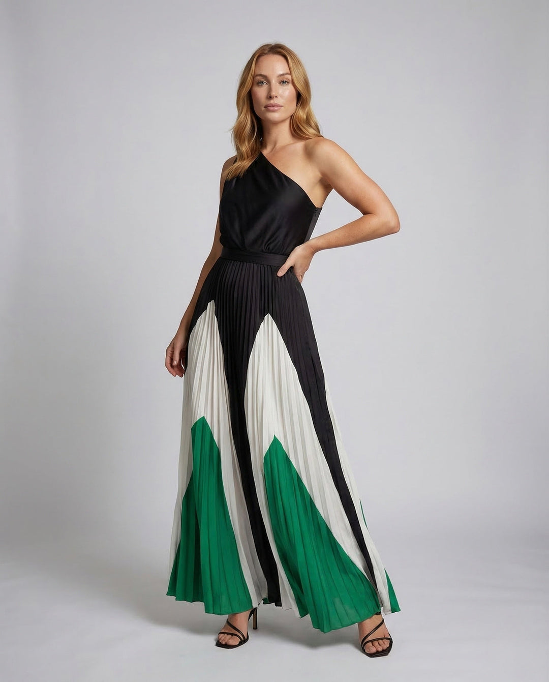 Product 15533332463946 - full_body_front
