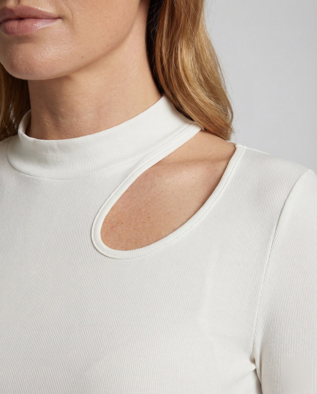 Product 15546795917642 - close_up_detail