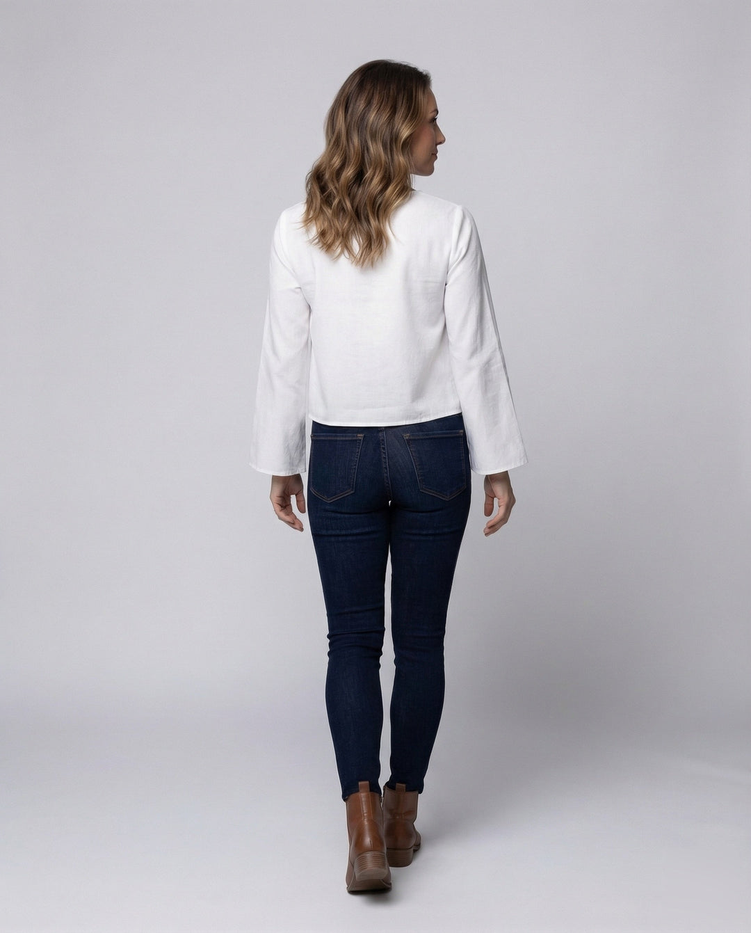 Product 15546873020746 - back_view