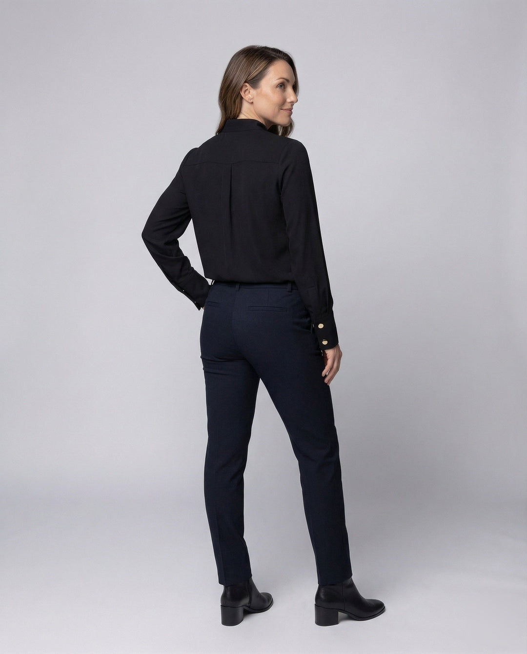 Product 15546907853130 - back_view