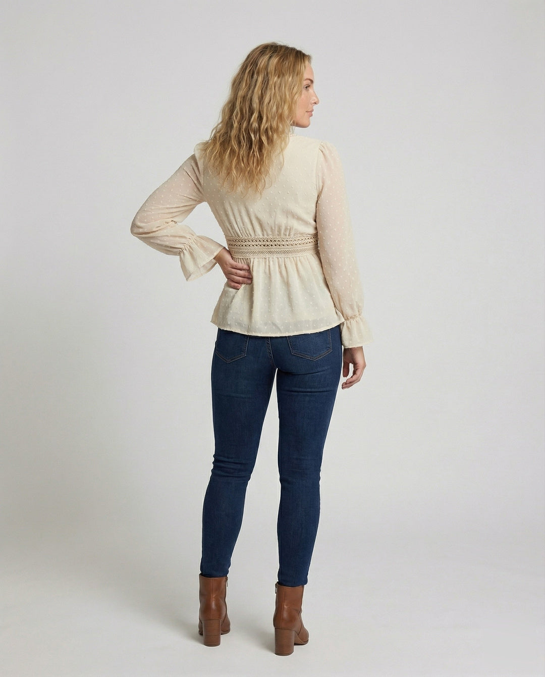Product 15546920927562 - back_view