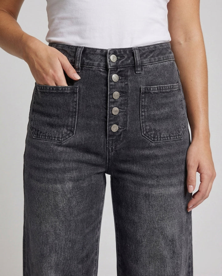 Product 15548845818186 - close_up_detail