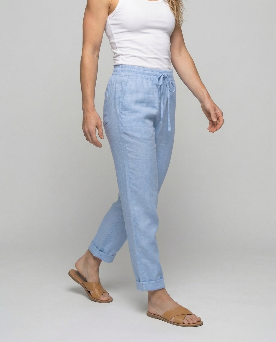 Damen leichte Leinenhose mit geradem Schnitt.