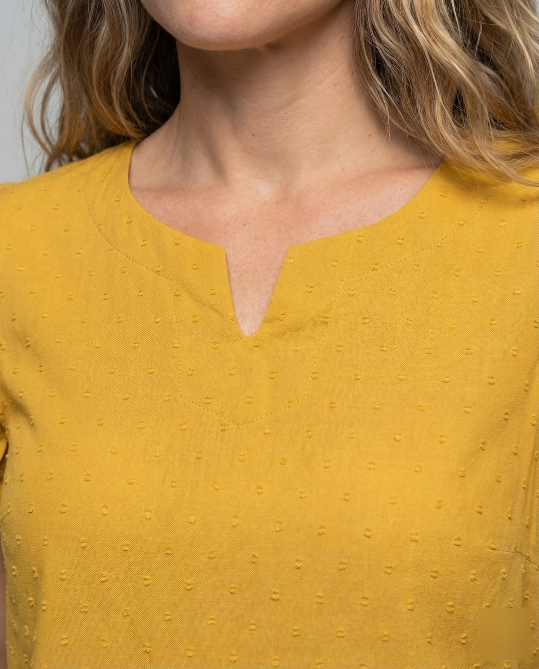 Damen leichte strukturierte Baumwoll-Leinen-Bluse.