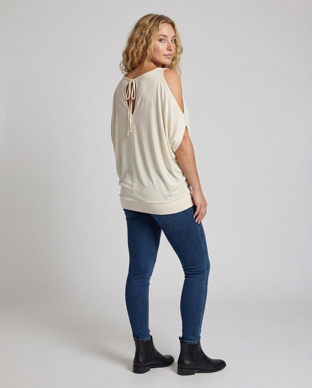 Product 15548860793162 - back_view
