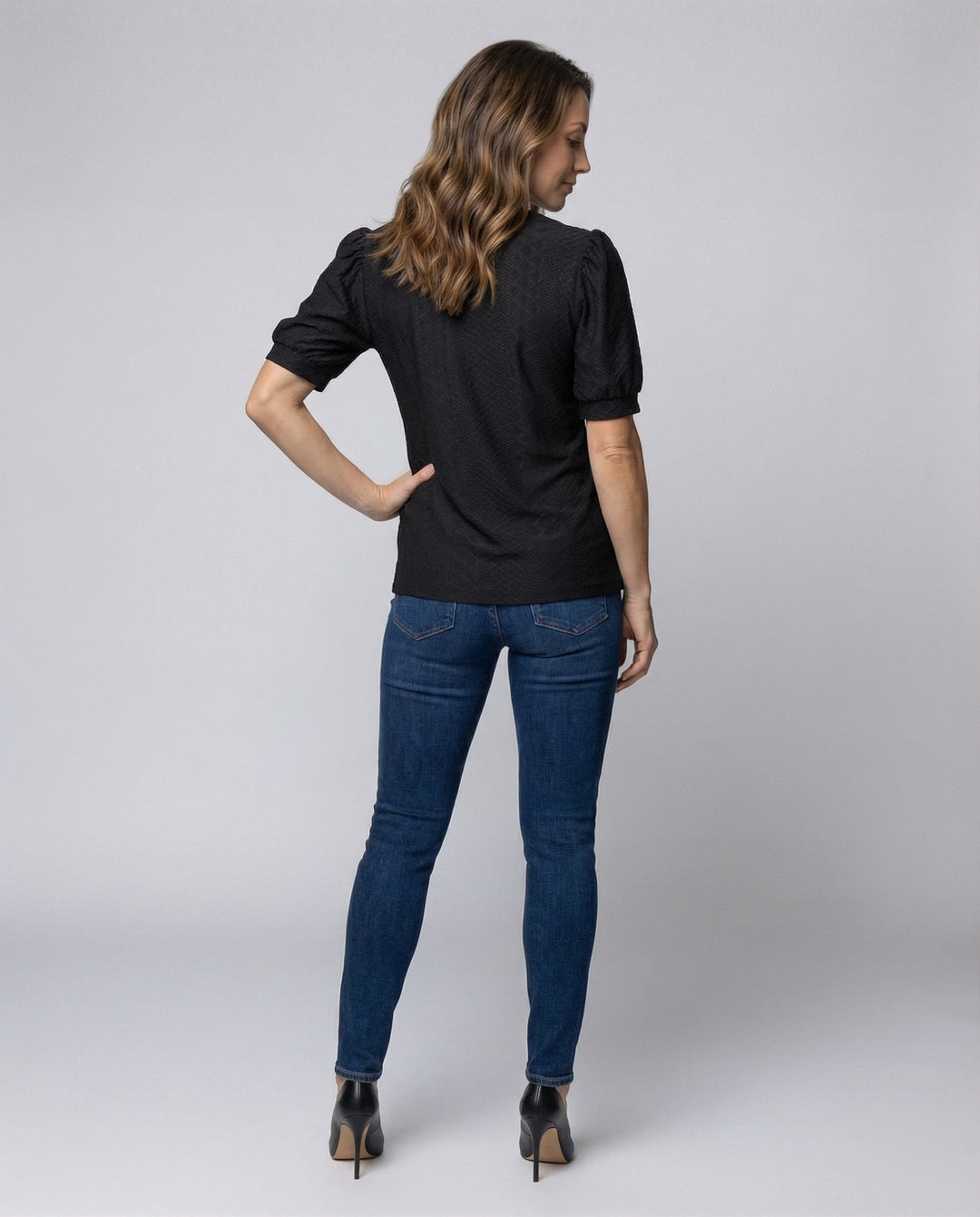 Product 15550443422026 - back_view