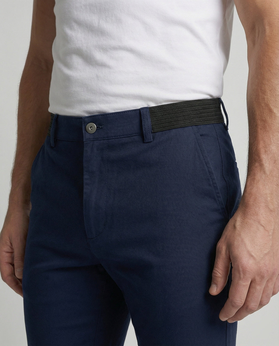 Herren Chinohose körpernah geschnitten